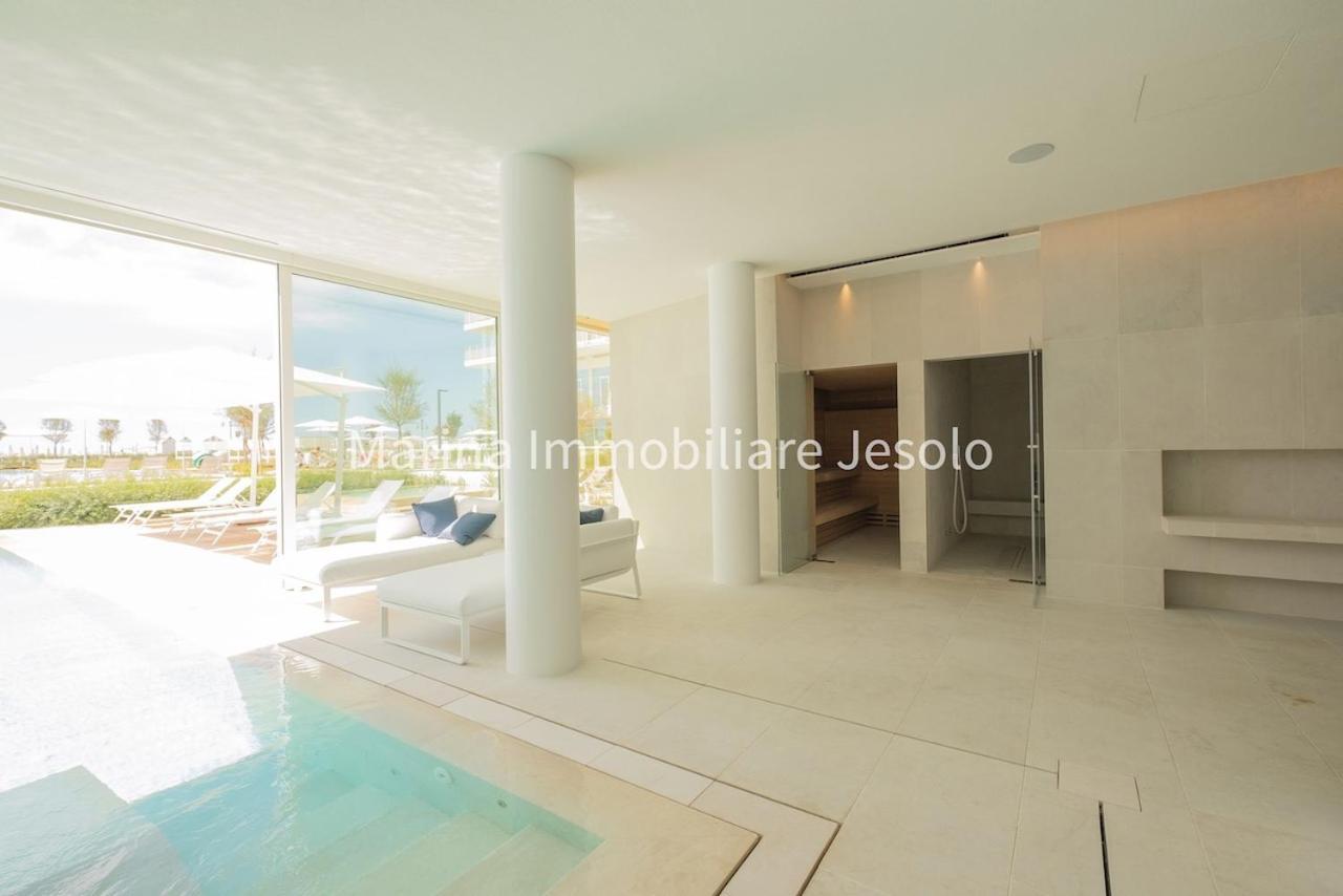 The Summer Apartment *